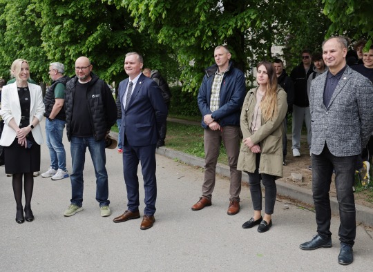 Nors gyventojai mano rūšiuojantys teisingai, klaidos kartojasi: Ukmergėje suorganizuotas viešas socialinis eksperimentas „Konteinerio krata“