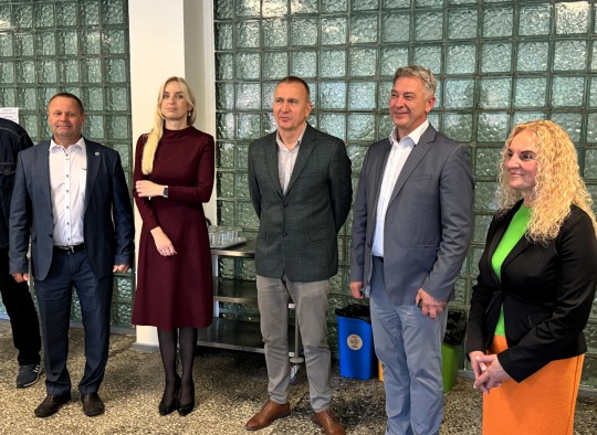Ukmergės „Šilo“ progimnazijos valgyklos atidarymo akimirkos