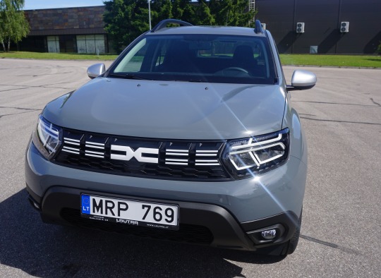 Savivaldybė įsigijo keturis naujus lengvuosius automobilius ir mikroautobusą 
