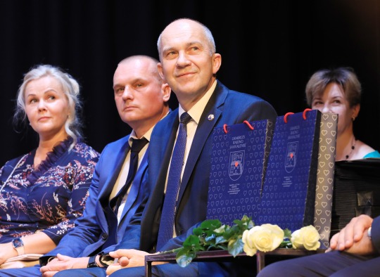 Ukmergės Jono Basanavičiaus gimnazijos brandos atestatų teikimo šventė