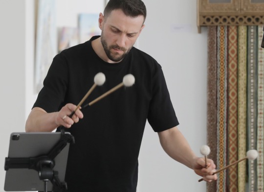Miesto architektūros pažinimas per muzikos ritmus
