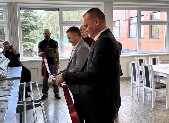 Ukmergės „Šilo“ progimnazijos valgyklos atidarymo akimirkos