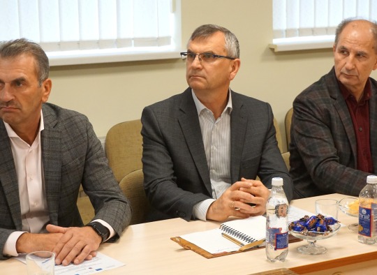 R. Arlinskas, V. Paknys ir R. Olšauskas