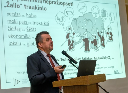 A. Jakubavičius