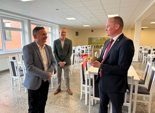 Ukmergės „Šilo“ progimnazijos valgyklos atidarymo akimirkos