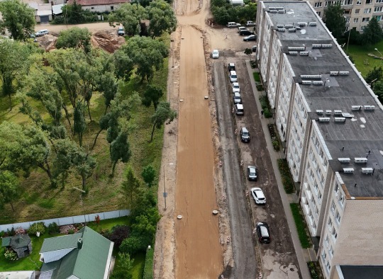 Likusioje Deltuvos gatvės atkarpoje taip pat vyksta statybos darbai