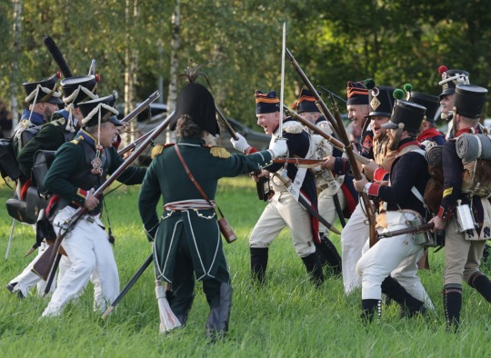 Deltuvoje vėl aidėjo 1812-ųjų mūšio salvės