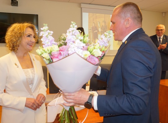 Iškilmingo Tarybos posėdžio akimirkos