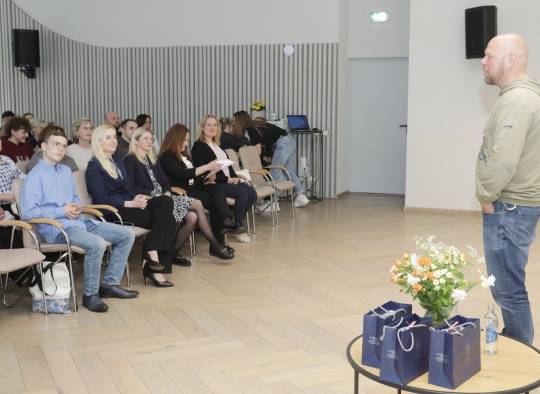 poezijos konkurso jaunimui „Pasimatuok Vlado Šlaito akinius“ prizininkų apdovanojimo šventė