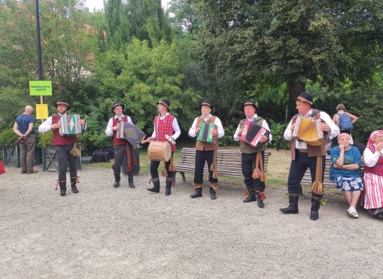 UKC Želvos skyriaus arminikininkų ansamblis „Želvos armonikieriai“