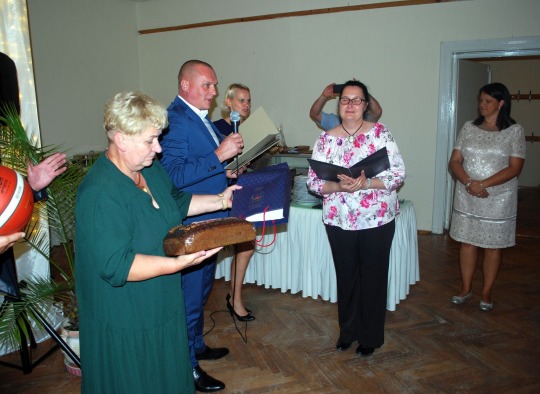 Sveikinimai ir dovanos Kiškunmaišos miestui