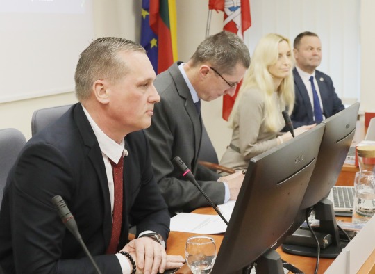 Posėdžiavo Ukmergės rajono savivaldybės taryba