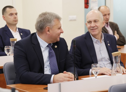 Posėdžiavo Ukmergės rajono savivaldybės taryba