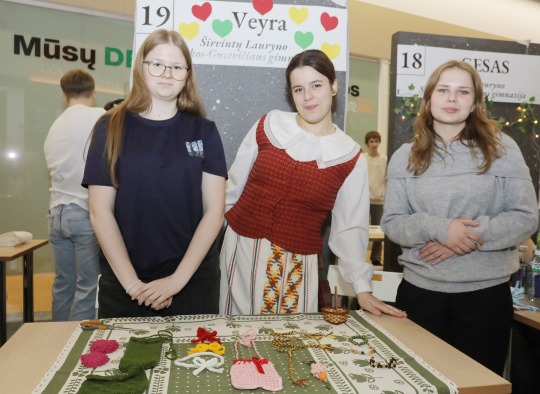 7-oji mokomųjų mokinių bendrovių eXpo Ukmergėje: jaunimo idėjos virsta realiais sprendimais