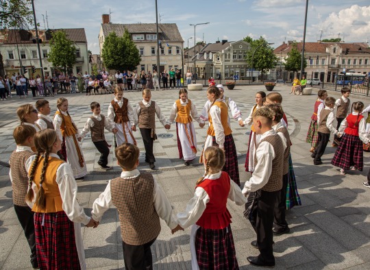 Parodos atidarymas „Mūsų skambantis kraštas. Ukmergiškiai dainų šventėse“