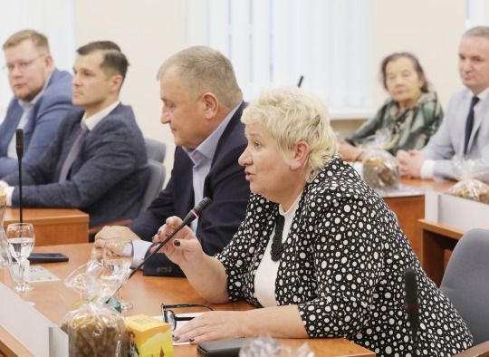 Posėdžiavo Ukmergės rajono savivaldybės taryba