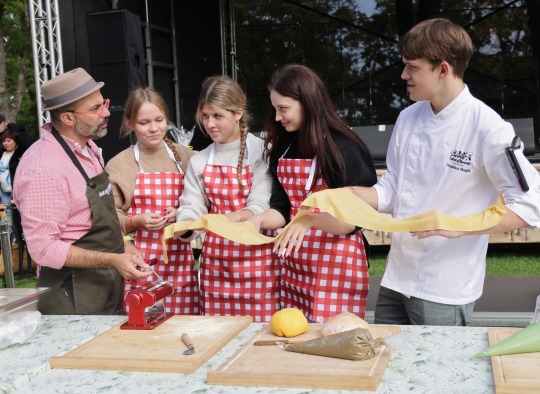 Nuo „ausyčių“ iki raviolių: Ukmergėje surengtas „Virtỹnių festivalis“