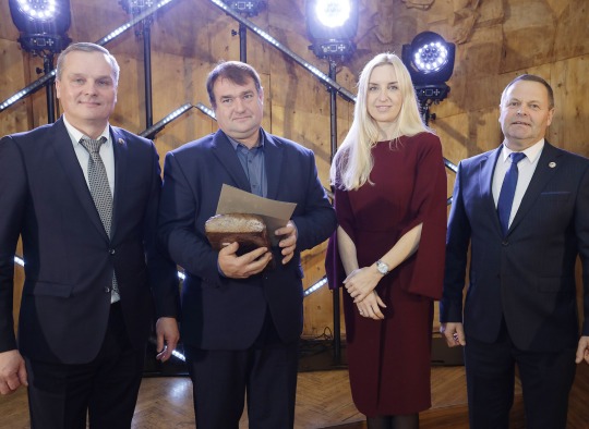 Mero padėkomis apdovanoti geriausi rajono ūkininkai