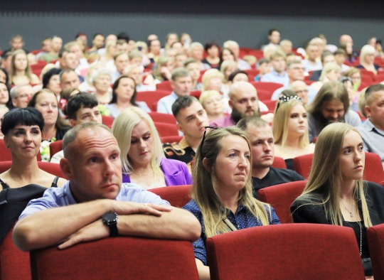 vUkmergės Jono Basanavičiaus gimnazijos brandos atestatų teikimo šventė