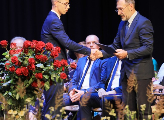 Ukmergės Jono Basanavičiaus gimnazijos brandos atestatų teikimo šventė