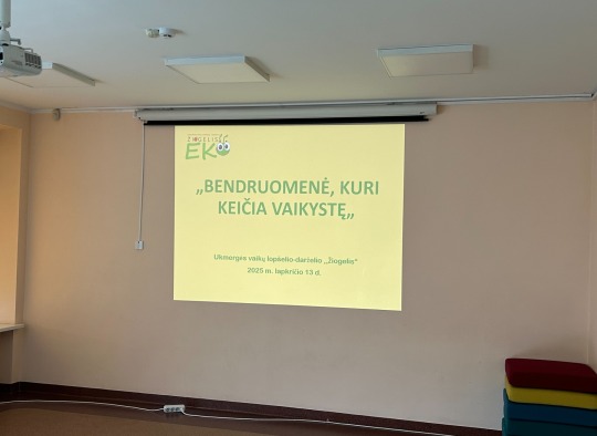 Švietimo įstaigų vadovų vizito akimirkos