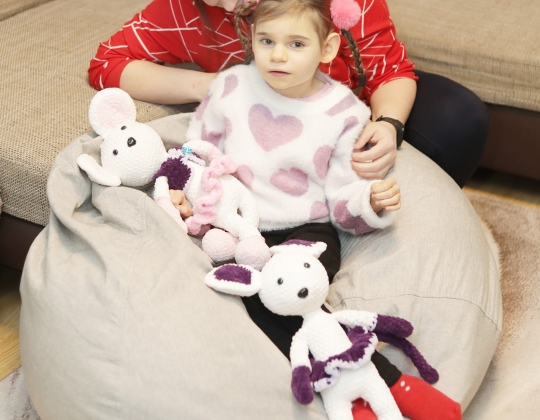 Auksė su mama
